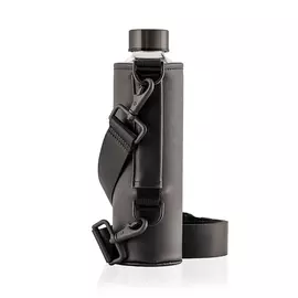 Equa Crossbody Jet Bottle Bag / Пляшка з чохлом через плече чорний 750 мл від магазину біодобавок nutrido.shop